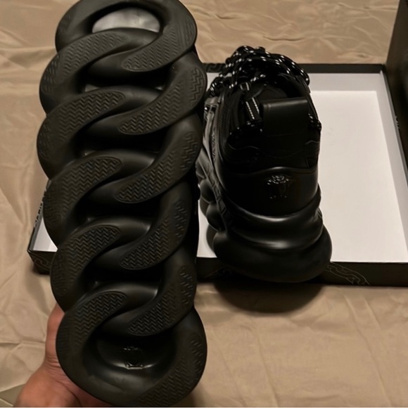 Versace Chain Reaction. GREAT CONDITION - Picture 2 of 7